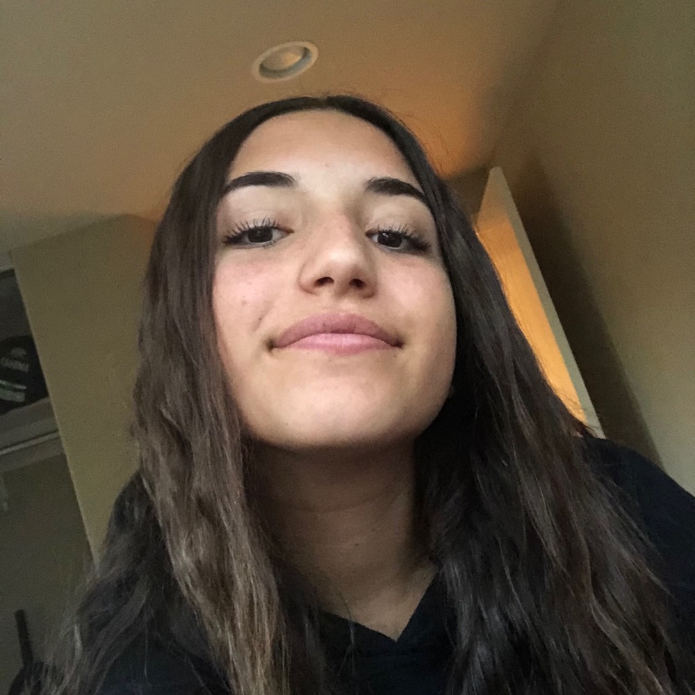Meet your Posher, Mia